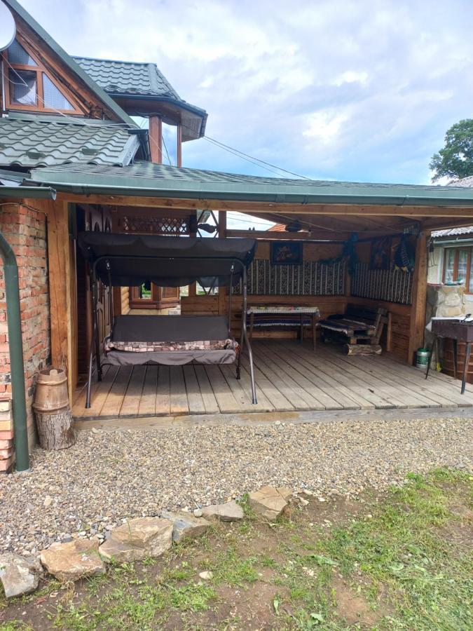 Садиба Федорчуків Гірська Хатина Sheshory Exterior foto